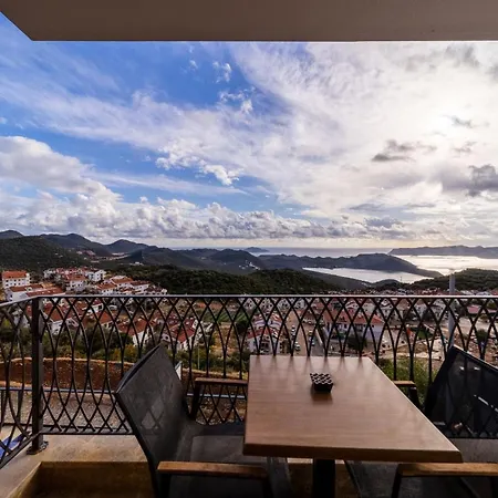 Full Furnished Flat With Sea View In Antalya