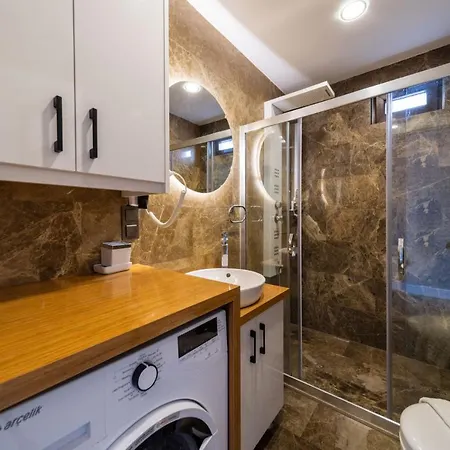 Full Furnished Flat With Sea View In Antalya